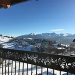 Semesterbostad Maly Gazda - Caloroczne Duze O Powierzchni 130m Z Sala Zabaw Dla Dzieci, Dla 12 Osob Gliczarow Gorny