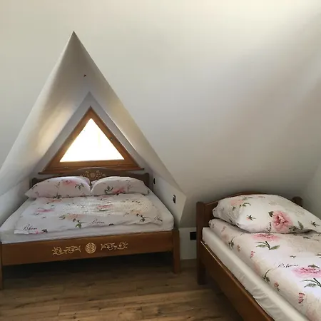 Maly Gazda Apartment *